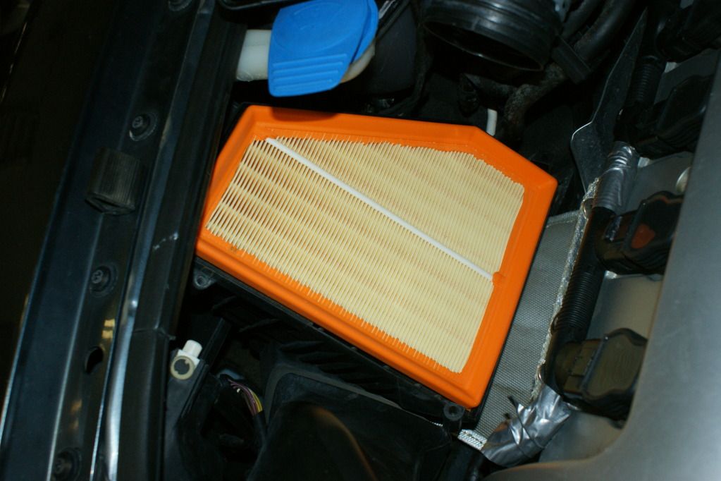 Phaeton Air and Pollen Filter Replacment DIY (17 Pictures) VW Vortex